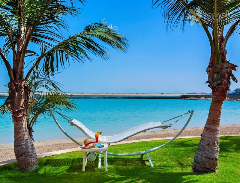 Фото отеля Al Raha Beach Hotel 5* Абу Дабі ОАЕ пляж