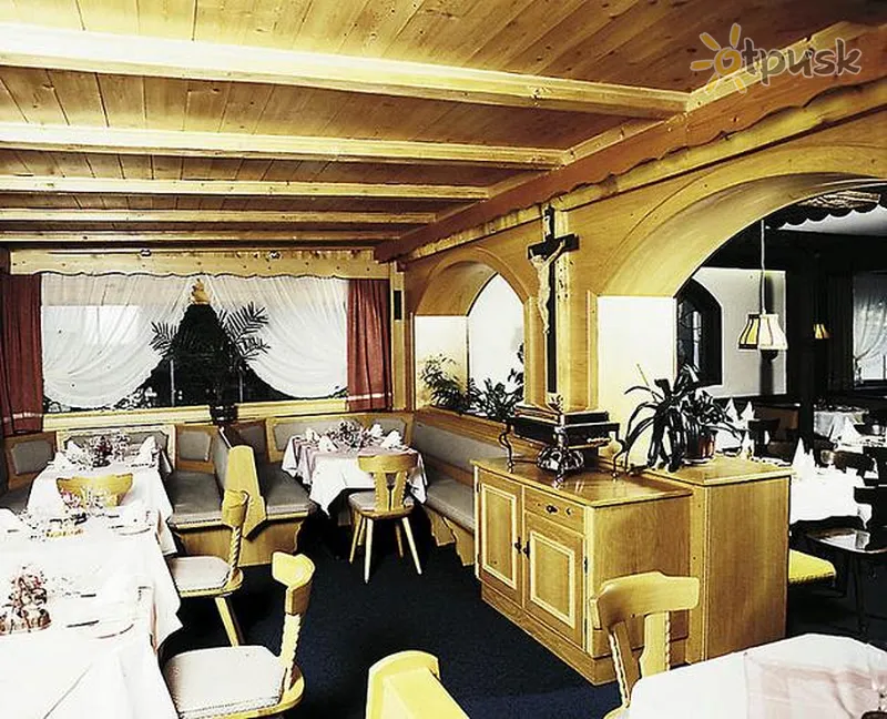 Фото отеля Alpenhof Hotel 3* Санкт-Антон Австрія бари та ресторани