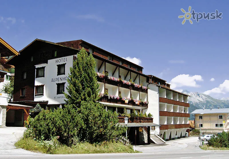 Фото отеля Alpenhof Hotel 3* Санкт-Антон Австрия экстерьер и бассейны