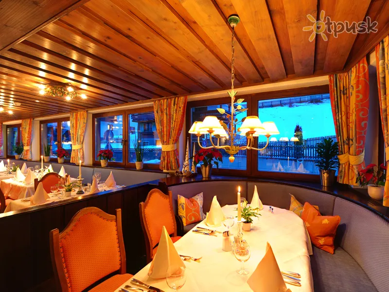 Фото отеля Arlberg Hotel 4* Санкт-Антон Австрія бари та ресторани