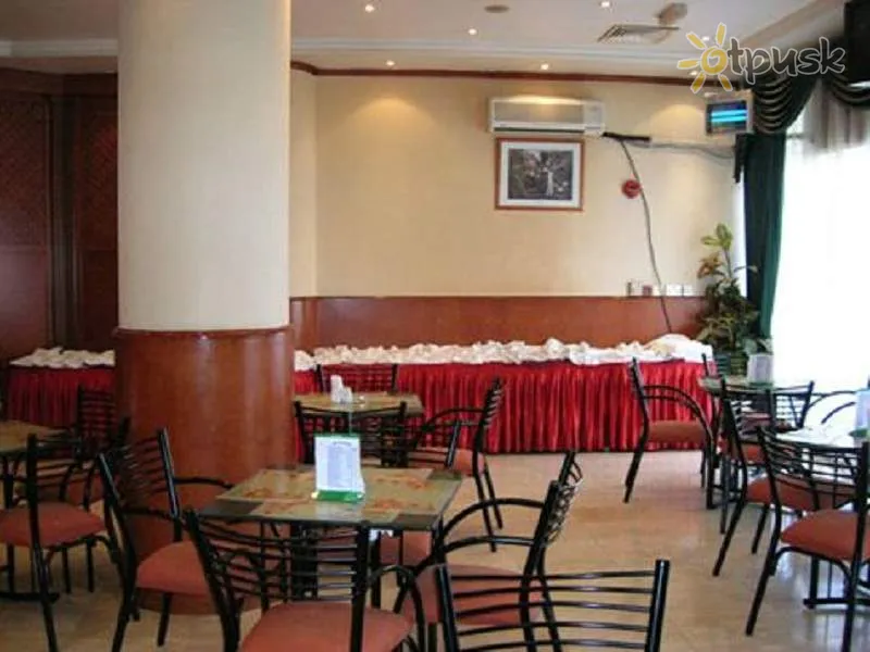 Фото отеля Rush Inn Hotel 2* Дубай ОАЕ бари та ресторани