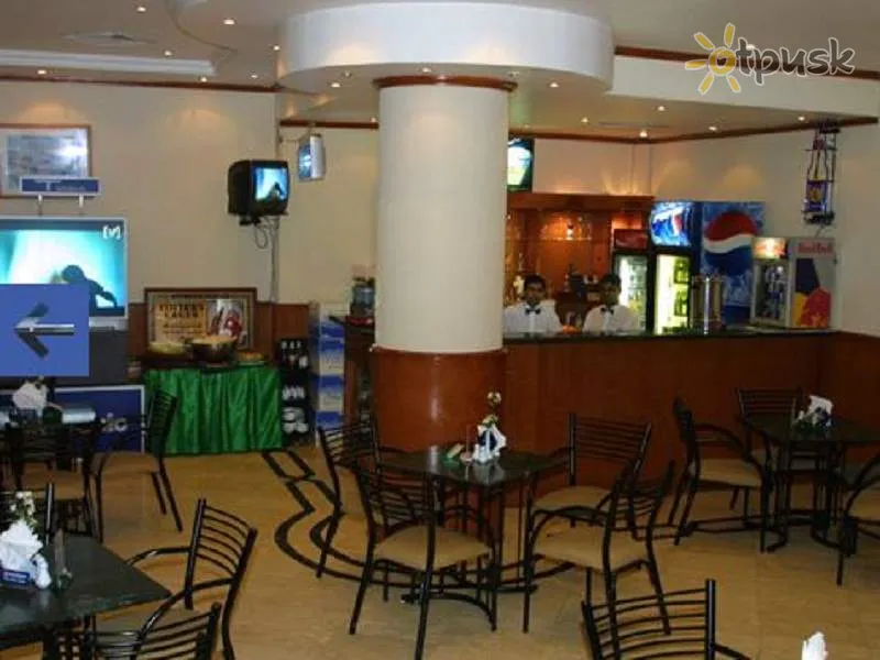 Фото отеля Rush Inn Hotel 2* Дубай ОАЭ бары и рестораны