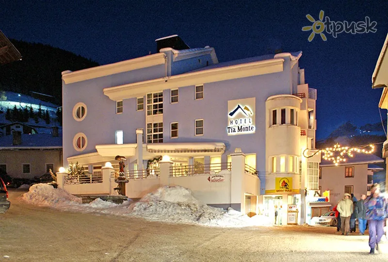 Фото отеля Tia Monte Hotel 3* Наудерс Австрія екстер'єр та басейни