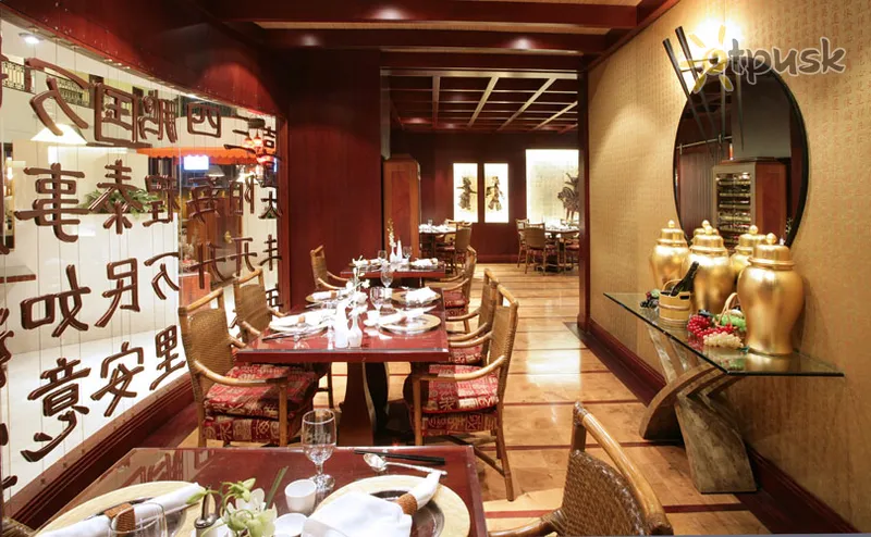 Фото отеля Ramada Hotel Dubai 4* Дубай ОАЭ бары и рестораны