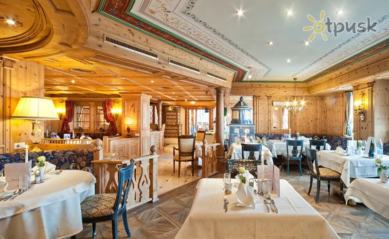 Фото отеля Berghof Hotel 4* Майрхофен Австрия бары и рестораны