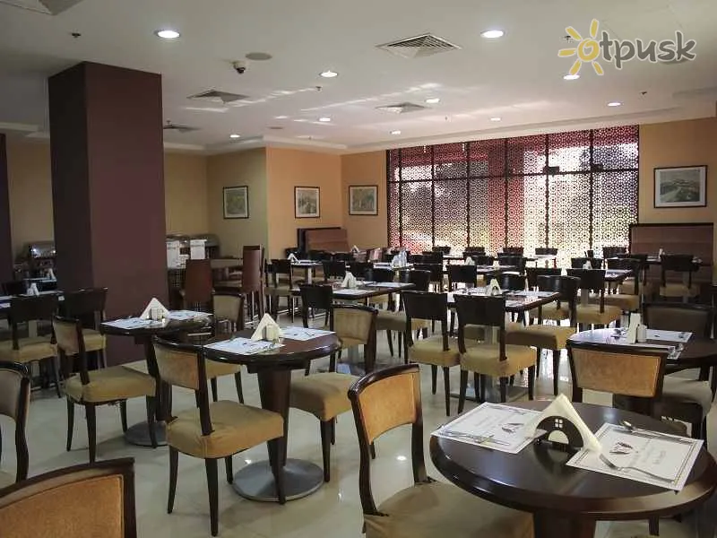 Фото отеля Belvedere Court Hotel Apartments 4* Dubaija AAE bāri un restorāni