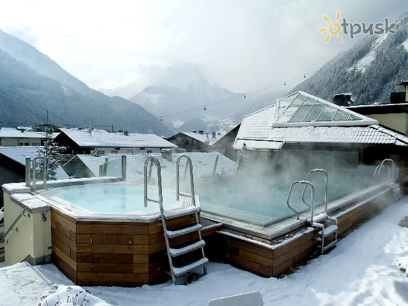 Фото отеля Manni Sporthotel 4* Mayrhofenas Austrija išorė ir baseinai