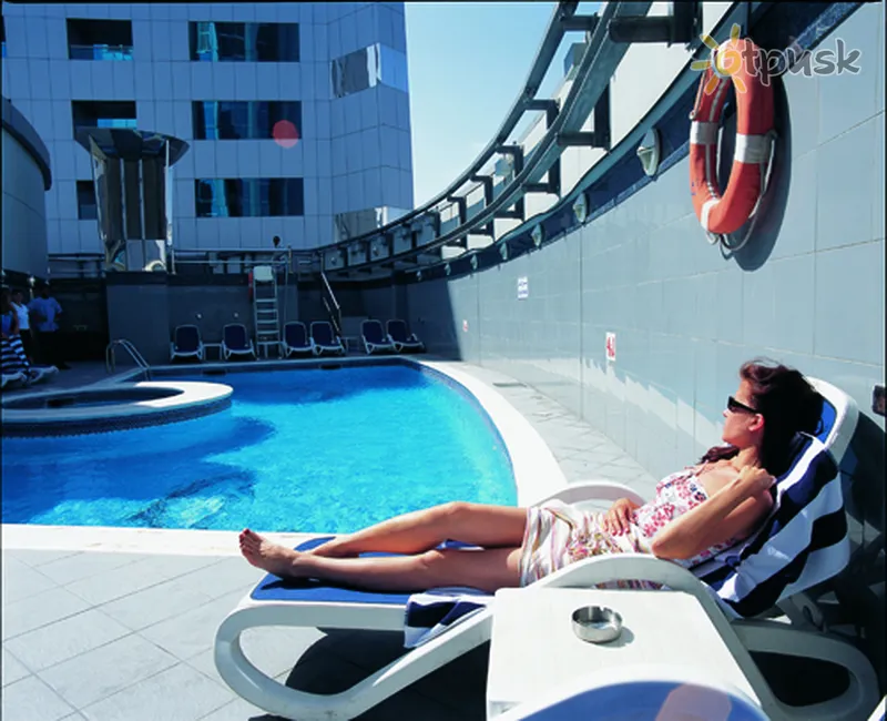Фото отеля Emirates Concorde Hotel & Suites 4* Дубай ОАЕ екстер'єр та басейни