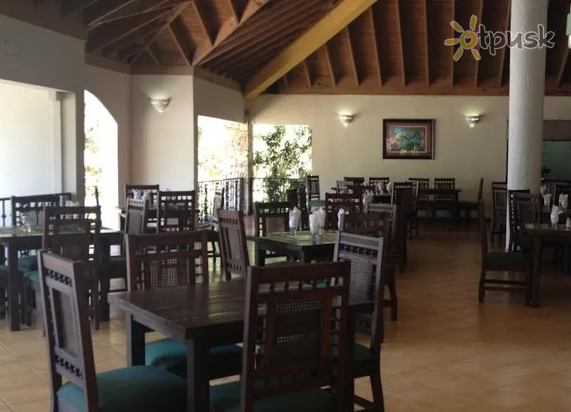 Фото отеля Talanquera Beach Resort 3* Хуан Доліо Домінікана бари та ресторани