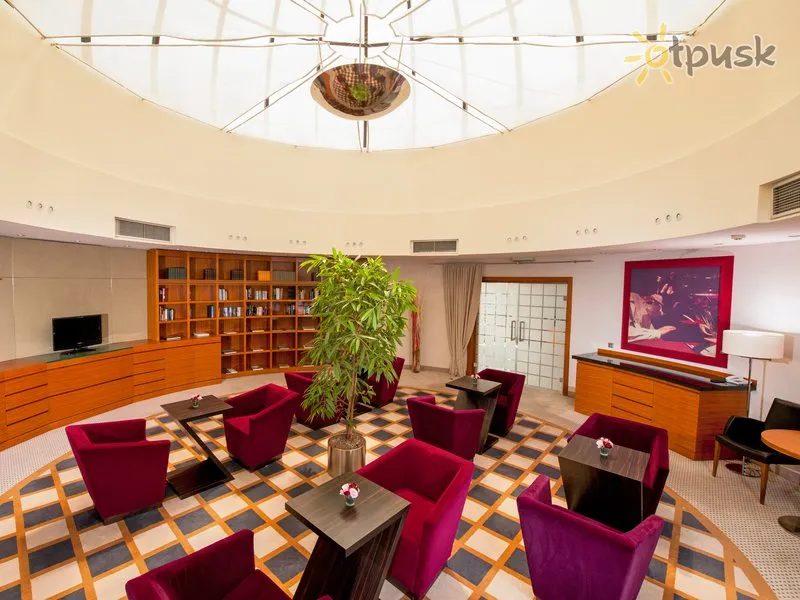Фото отеля Dorint Hotel Don Giovanni Prague 4* Прага Чехия лобби и интерьер