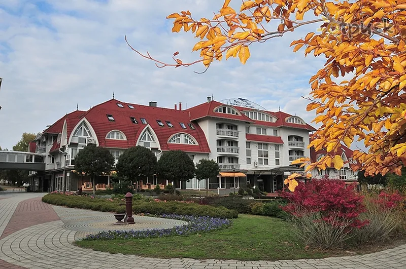 Фото отеля MenDan Magic Spa & Wellness Hotel 4* Залакарош Угорщина екстер'єр та басейни