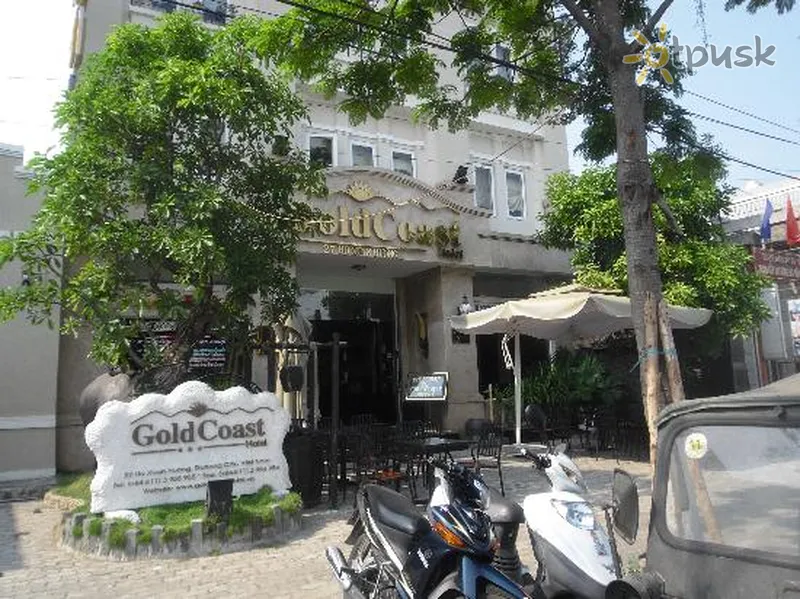 Фото отеля Gold Coast Hotel 3* Danangas Vietnamas išorė ir baseinai