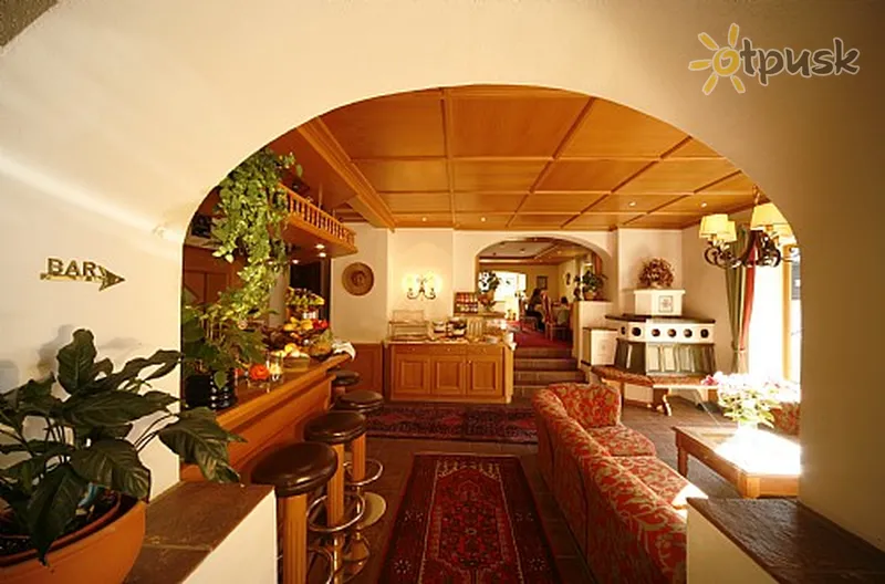 Фото отеля Resch Hotel 3* Кицбюэль Австрия лобби и интерьер