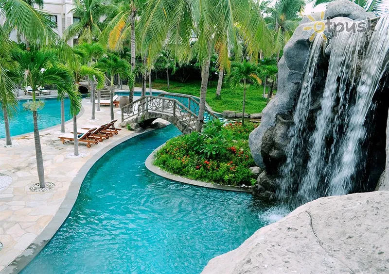 Фото отеля Olalani Resort & Condotel 5* Danangas Vietnamas išorė ir baseinai