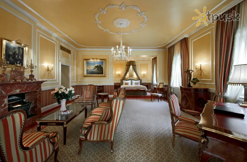Фото отеля Sacher Hotel 5* Вена Австрия лобби и интерьер