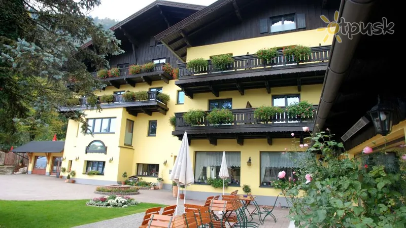 Фото отеля Sonnwirt Hotel 3* Zalcburgas Austrija išorė ir baseinai