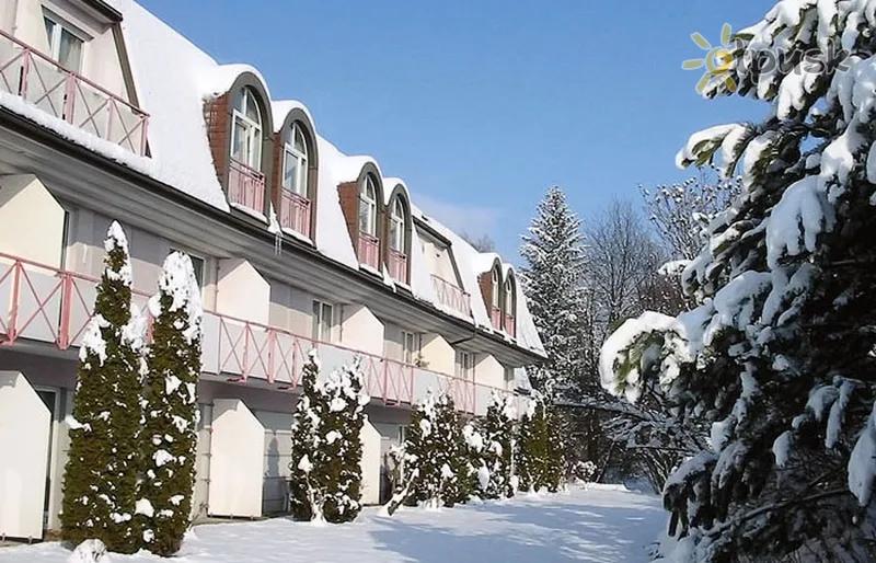 Фото отеля Familien Residenz 4* Warmbad Villach Austrija ārpuse un baseini