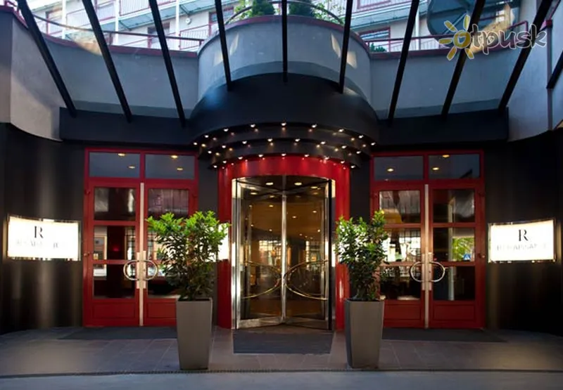 Фото отеля Renaissance Wien Hotel 5* Вена Австрия экстерьер и бассейны