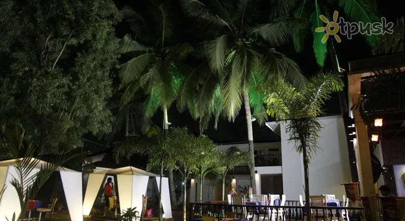 Фото отеля Paparazzi Beach Resort 3* Північний Гоа Індія екстер'єр та басейни