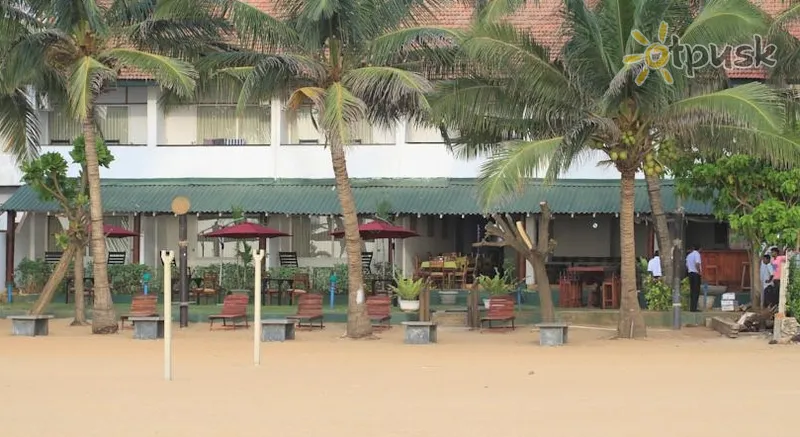 Фото отеля Sea Garden Hotel 2* Негомбо Шри-Ланка пляж