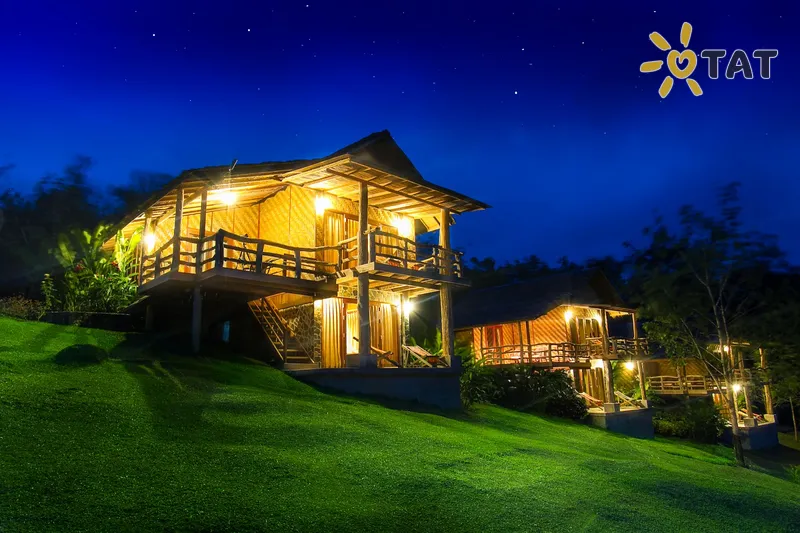 Фото отеля Cliff & River Jungle Resort 4* о. Пхукет Таїланд екстер'єр та басейни