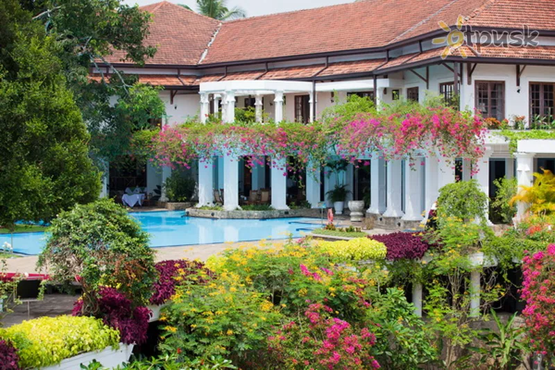 Фото отеля Mahaweli Reach Hotel 5* Канді Шрі Ланка екстер'єр та басейни