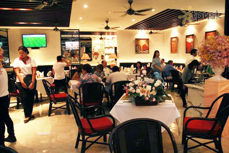 Фото отеля Hemingways Silk Hotel 3* о. Пхукет Таиланд бары и рестораны