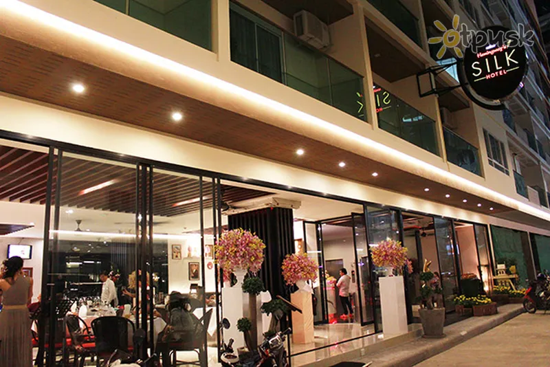 Фото отеля Hemingways Silk Hotel 3* о. Пхукет Таїланд екстер'єр та басейни