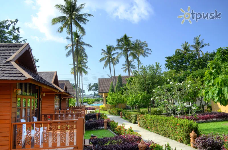 Фото отеля Phuket Siray Hut 3* о. Пхукет Таиланд экстерьер и бассейны