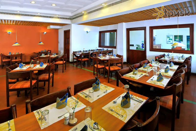 Фото отеля Abad Metro Hotel 2* Kerala Indija barai ir restoranai