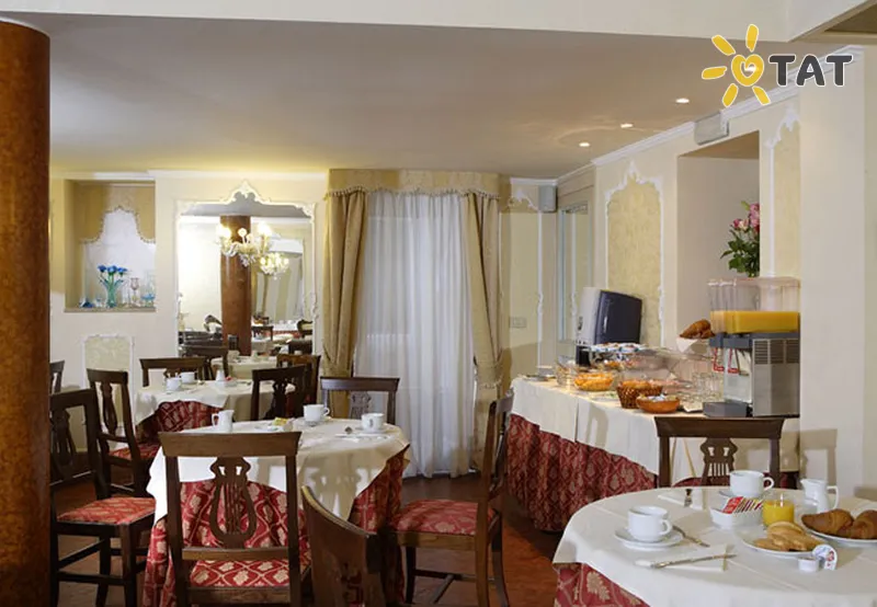 Фото отеля San Giorgio Hotel 3* Venecija Italija barai ir restoranai