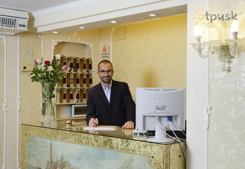 Фото отеля San Giorgio Hotel 3* Венеция Италия лобби и интерьер
