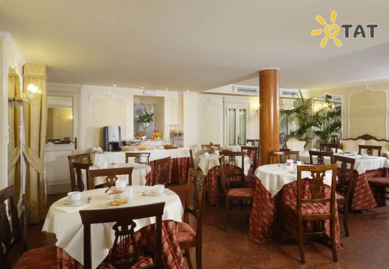 Фото отеля San Giorgio Hotel 3* Venecija Italija barai ir restoranai