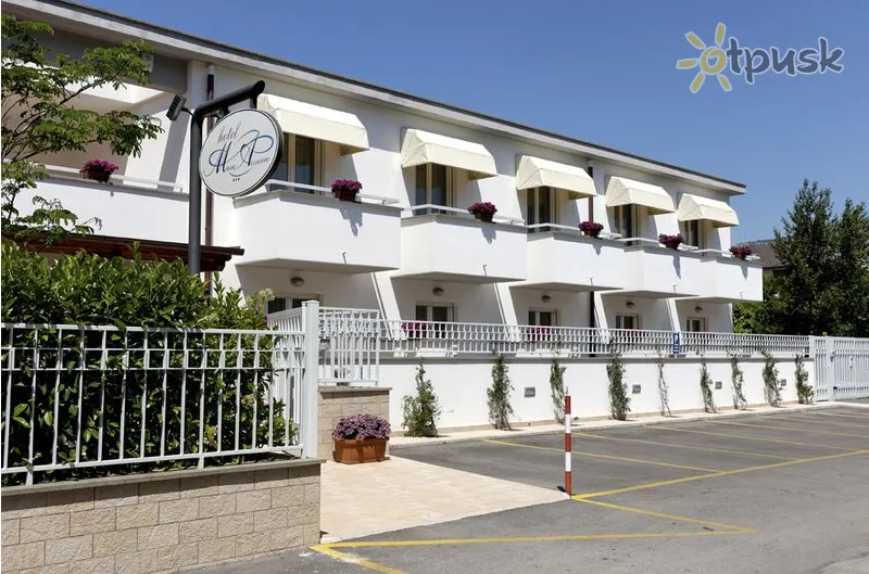 Фото отеля Mare Azzurro Hotel 3* Тирренское побережье Италия экстерьер и бассейны