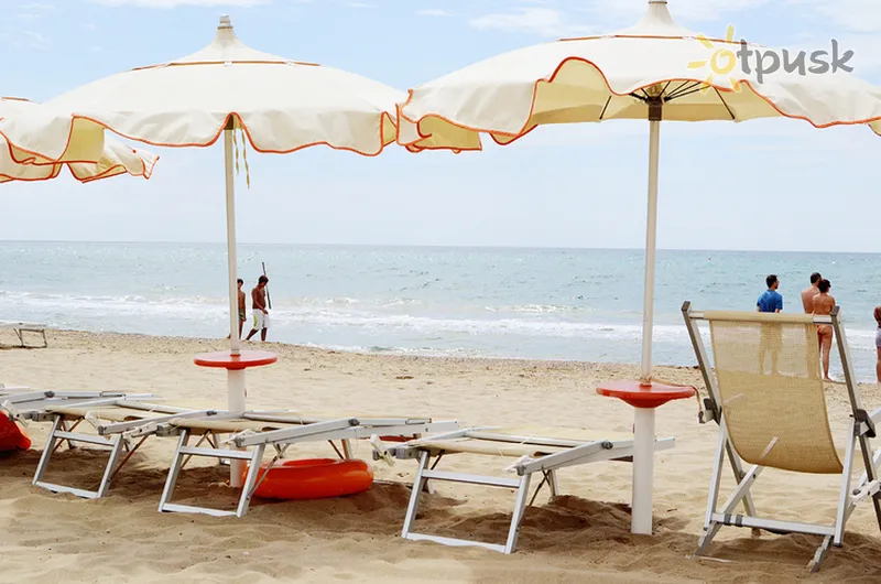 Фото отеля Poseidon Hotel 3* Тирренское побережье Италия пляж