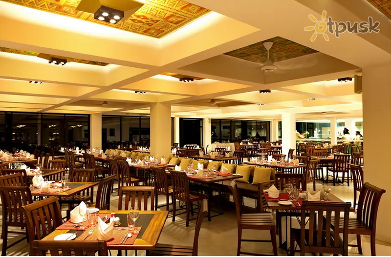 Фото отеля Cinnamon Citadel Kandy 5* Канді Шрі Ланка бари та ресторани
