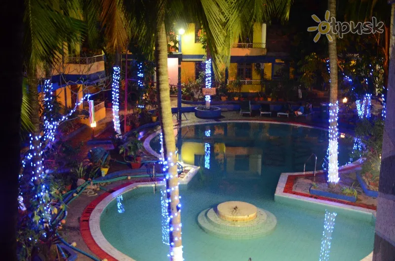 Фото отеля Falcon Resorts 2* Šiaurės Goa Indija išorė ir baseinai