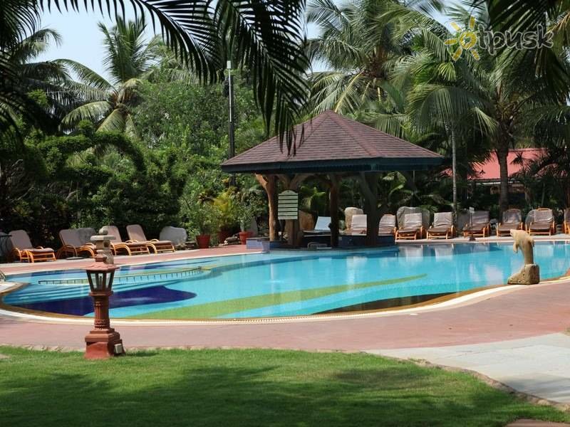 Фото отеля Fortune Resort Benaulim 3* Южный Гоа Индия экстерьер и бассейны