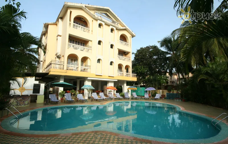 Фото отеля Lambana Resort 3* Северный Гоа Индия экстерьер и бассейны