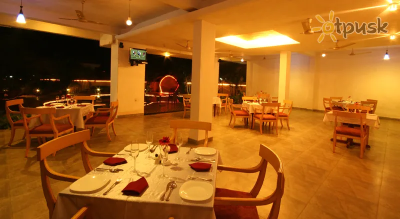 Фото отеля Lambana Resort 3* Північний Гоа Індія бари та ресторани