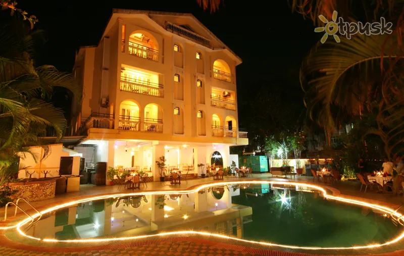 Фото отеля Lambana Resort 3* Северный Гоа Индия экстерьер и бассейны