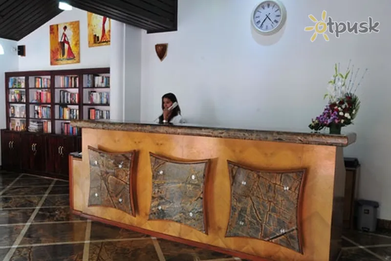 Фото отеля Leoney Resort 3* Північний Гоа Індія лобі та інтер'єр