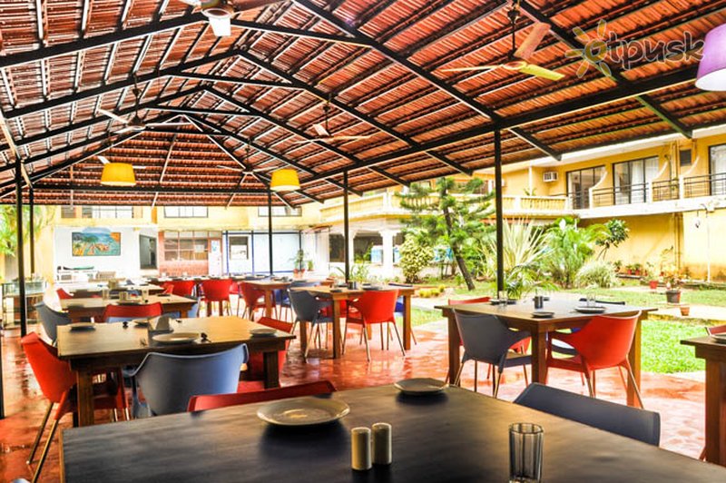 Фото отеля Peninsula Beach Resort 2* Северный Гоа Индия бары и рестораны