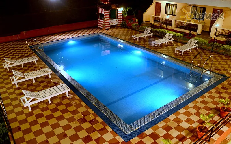 Фото отеля White Orchid Hotel 2* Šiaurės Goa Indija išorė ir baseinai
