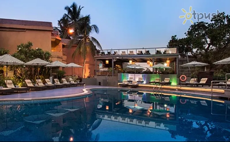 Фото отеля Whispering Palms Beach Resort 4* Šiaurės Goa Indija išorė ir baseinai