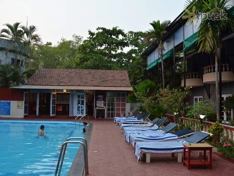 Фото отеля Villa Anjuna 2* Северный Гоа Индия экстерьер и бассейны