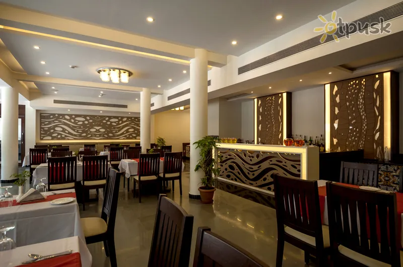 Фото отеля Victor Exotica Beach Resort 3* Šiaurės Goa Indija barai ir restoranai