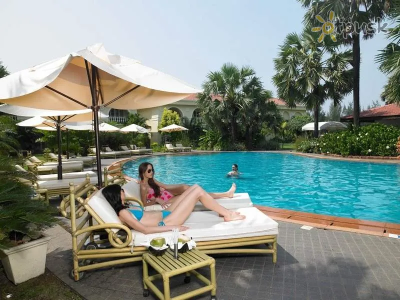 Фото отеля The Zuri White Sands, Resort & Casino 5* Pietų goa Indija išorė ir baseinai