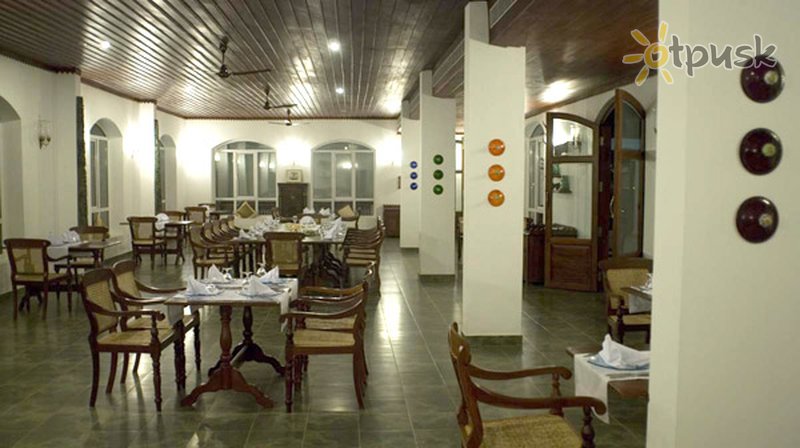 Фото отеля The Killians Boutique Hotel 4* Керала Индия бары и рестораны