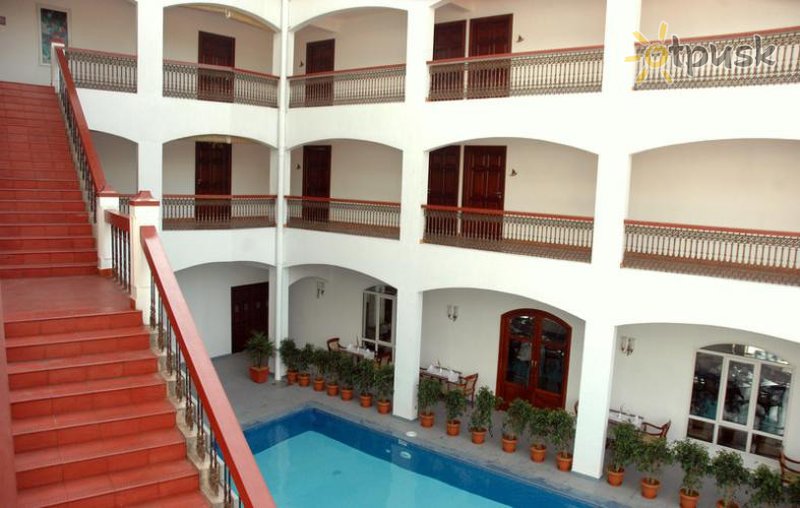 Фото отеля The Killians Boutique Hotel 4* Керала Индия экстерьер и бассейны